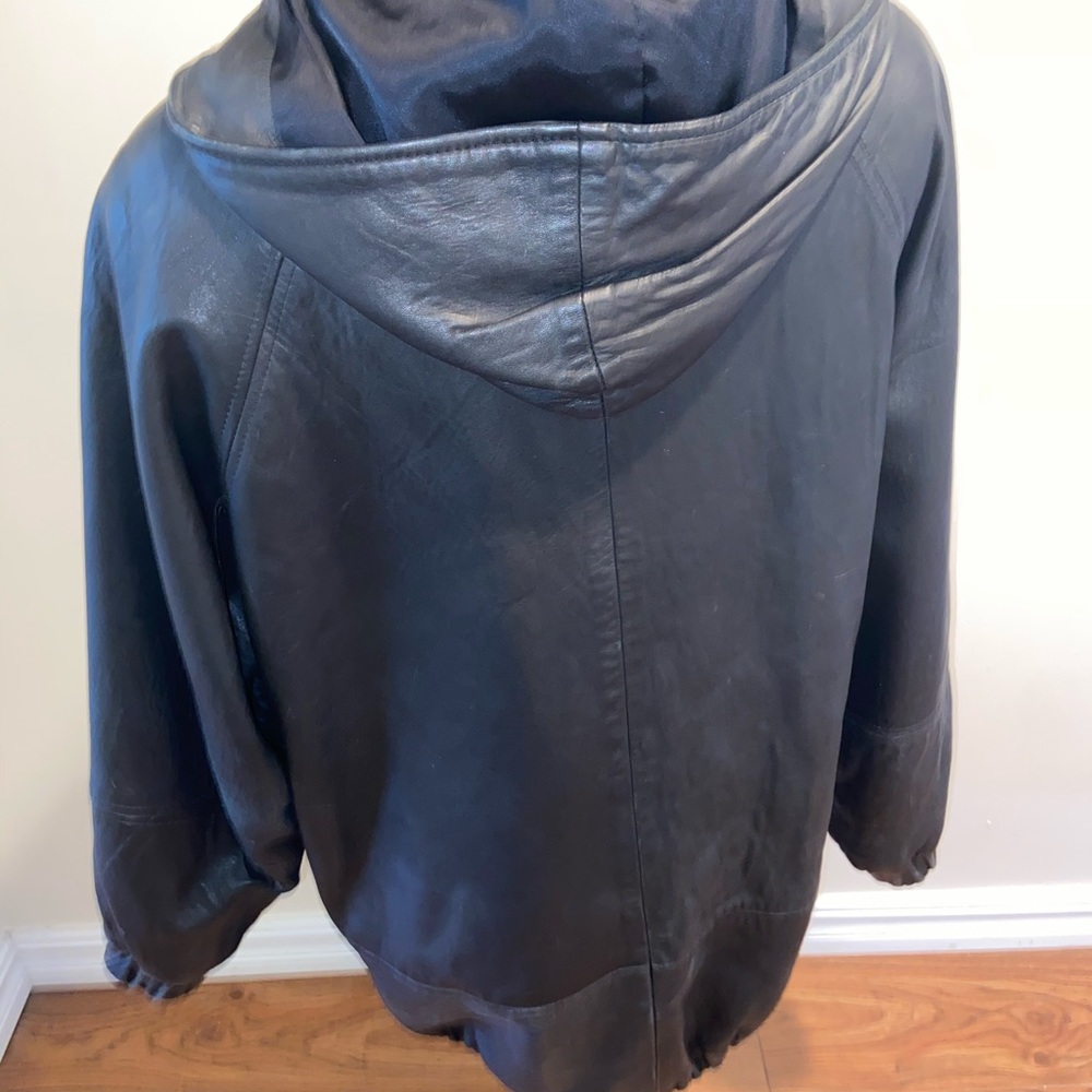 Leather jacket - Picture 5 of 7